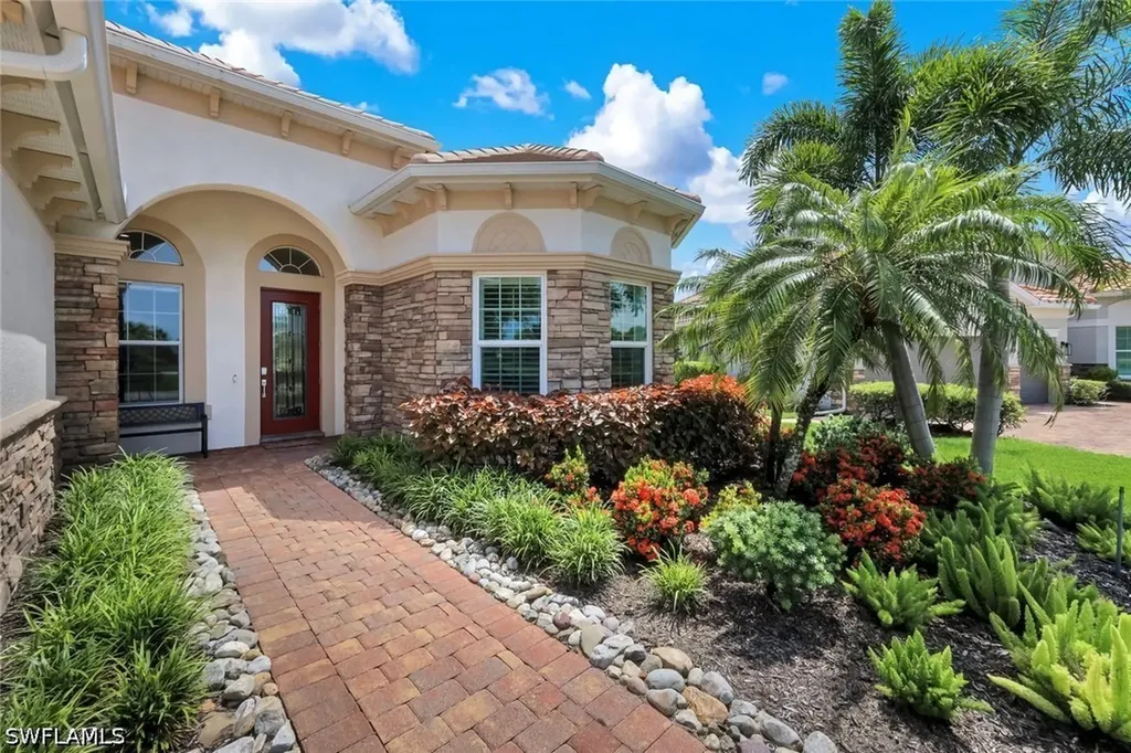 9259 Fieldstone Lane Naples FL 34120