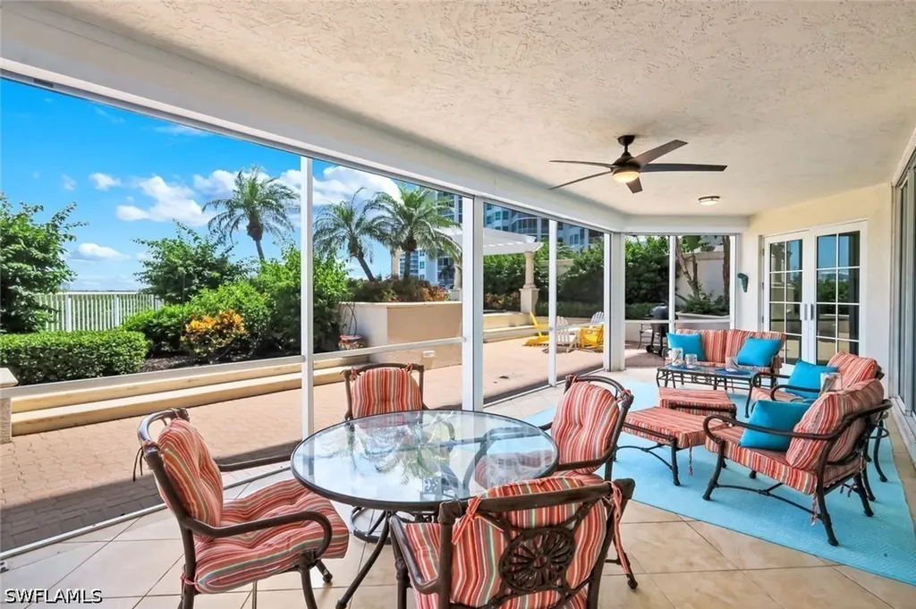 295 Grande Way Naples FL 34110