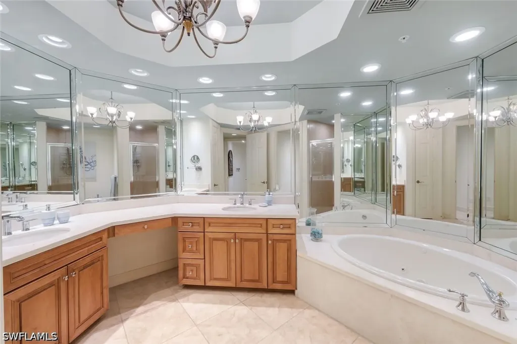 295 Grande Way Naples FL 34110