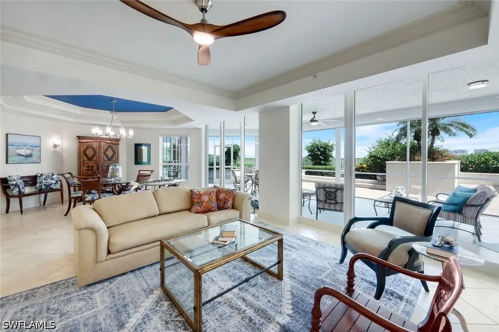 295 Grande Way Naples FL 34110