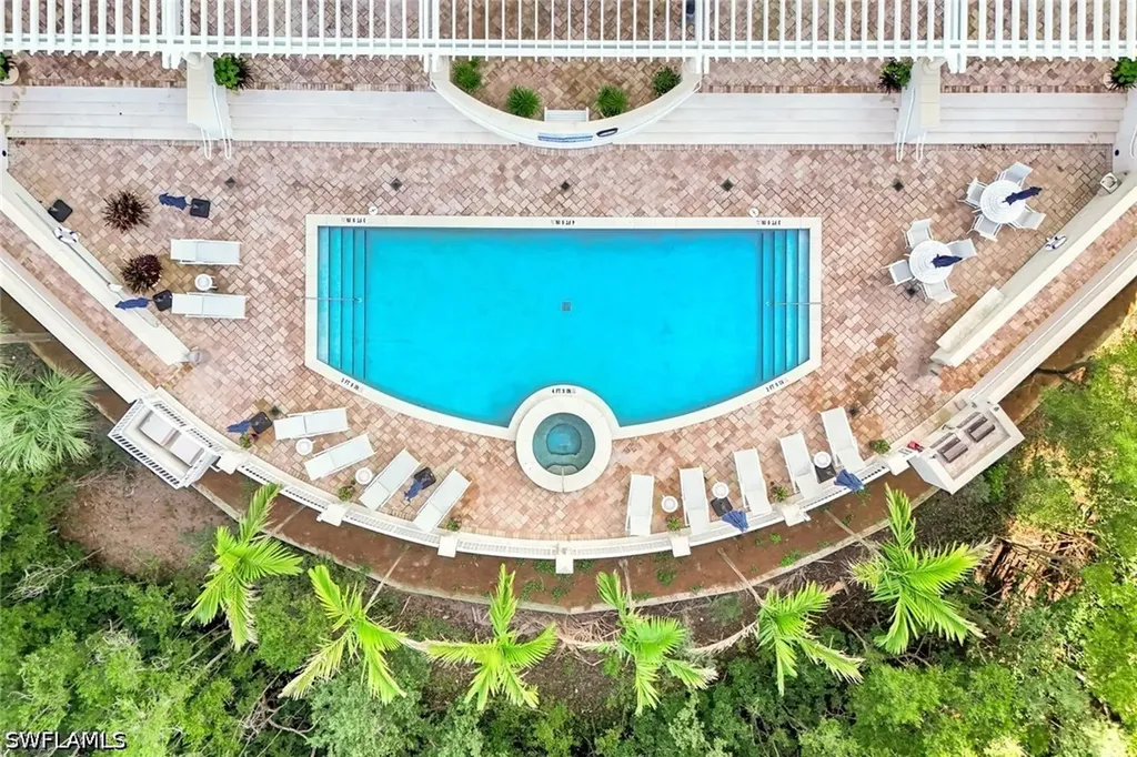 295 Grande Way Naples FL 34110