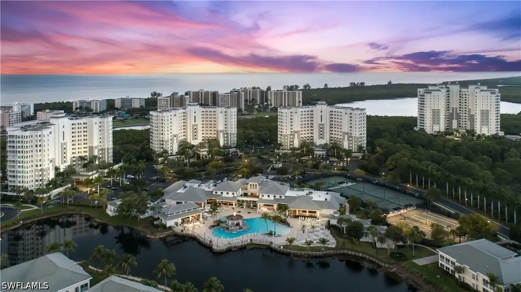 295 Grande Way Naples FL 34110