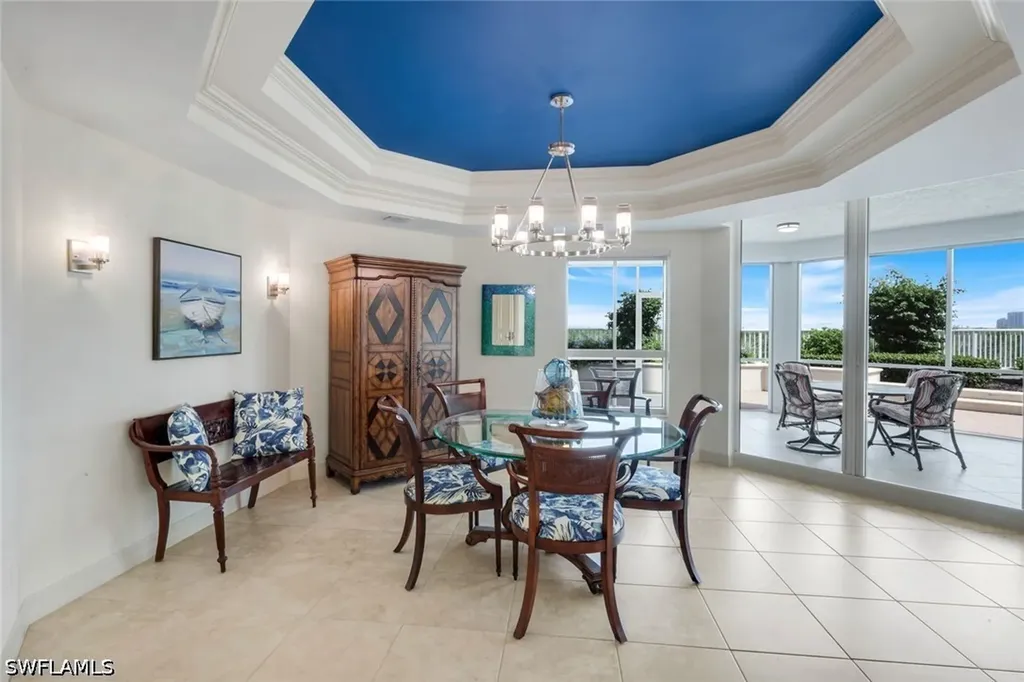 295 Grande Way Naples FL 34110