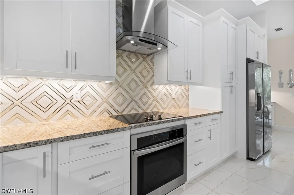 3026 64th Avenue NE Naples FL 34120-2177