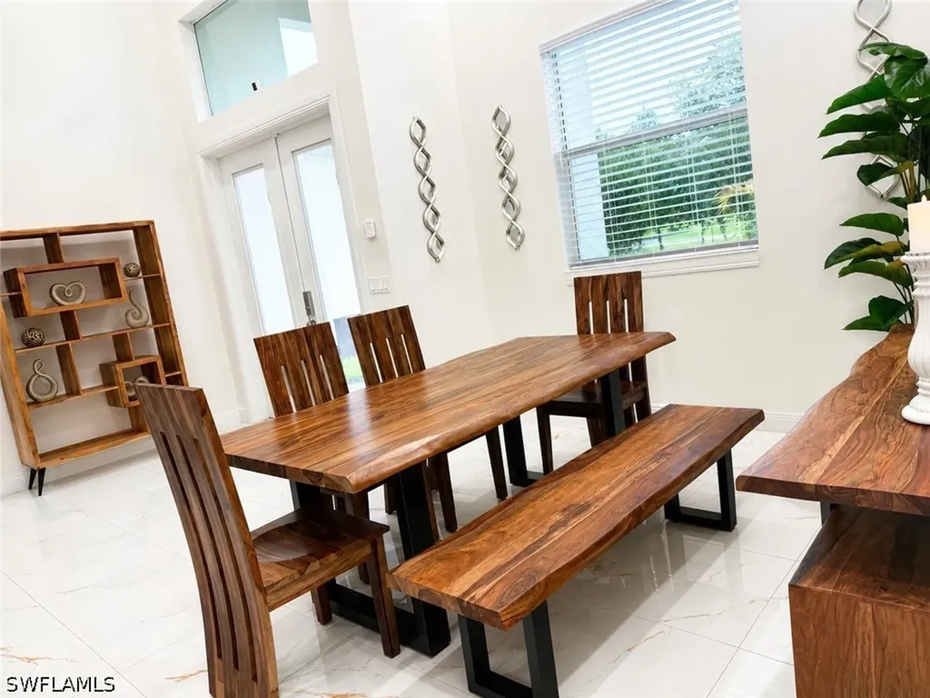 3026 64th Avenue NE Naples FL 34120-2177