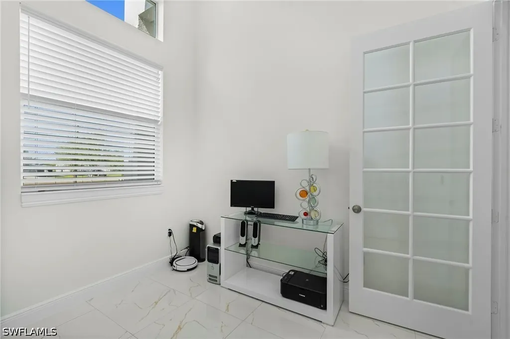 3026 64th Avenue NE Naples FL 34120-2177