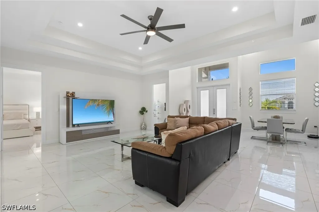 3026 64th Avenue NE Naples FL 34120-2177