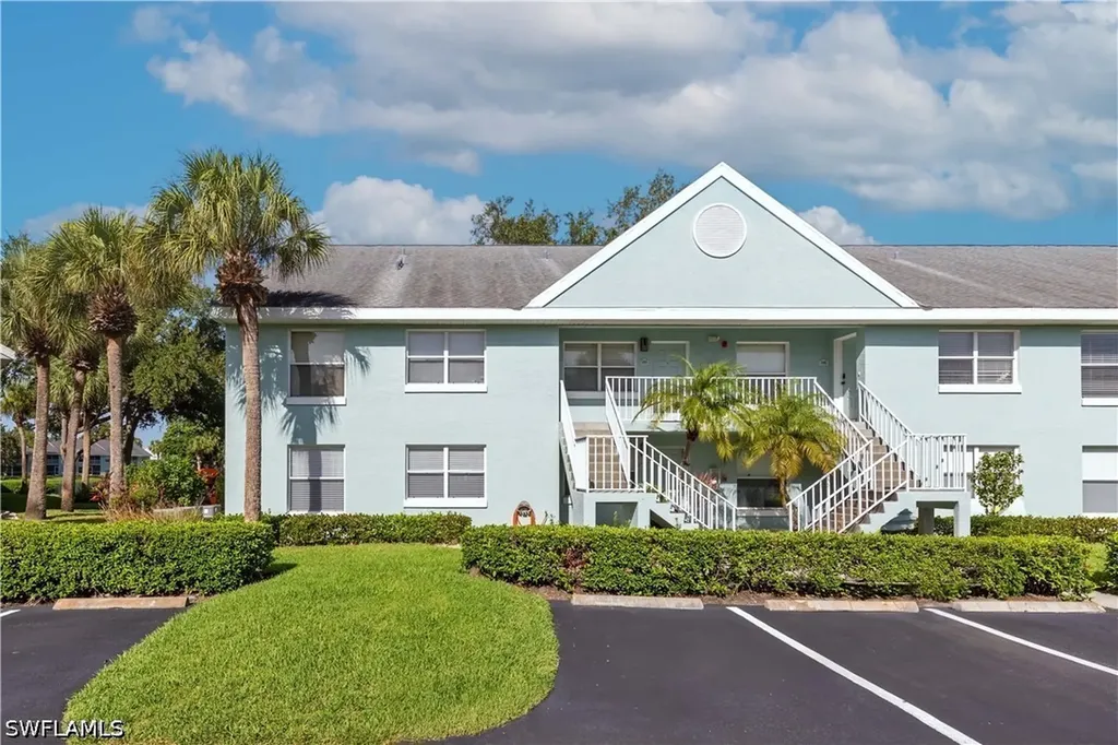 137 Wading Bird Circle Naples FL 34110