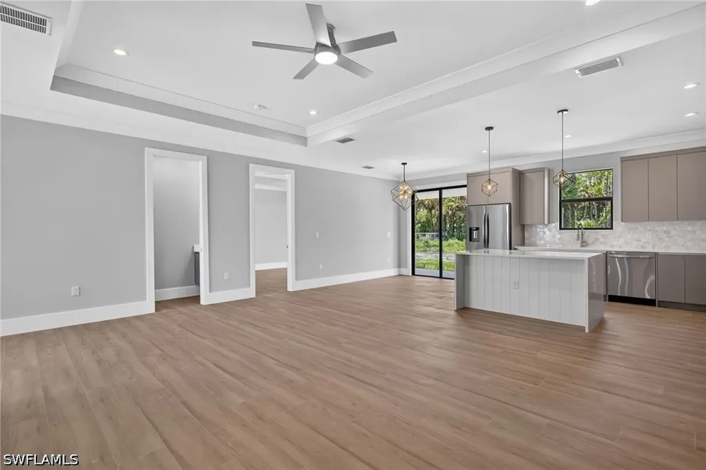1867 Everglades Boulevard N Naples FL 34120