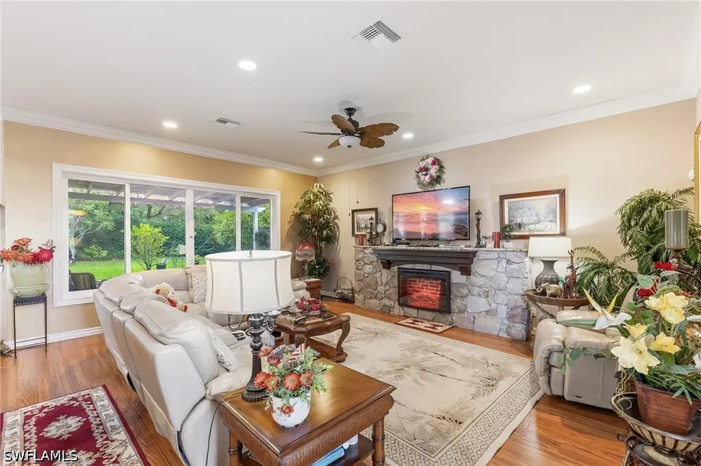 1841 Senegal Date Drive Naples FL 34119