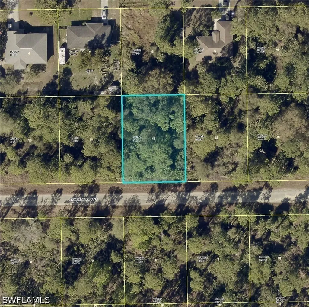 1023 Barcelona Street E Lehigh Acres FL 33974