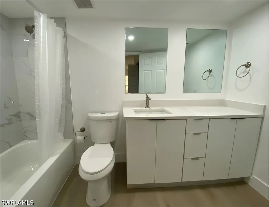 1765 Courtyard Way Naples FL 34112