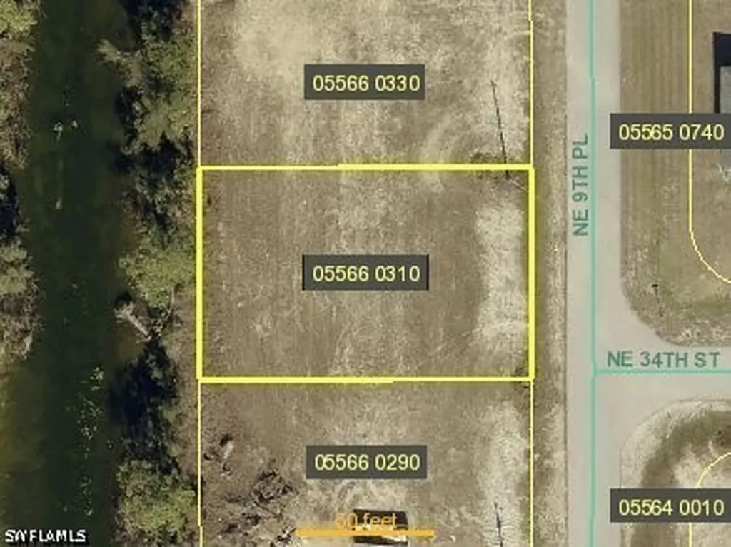 3400 NE 9th Place Cape Coral FL 33909