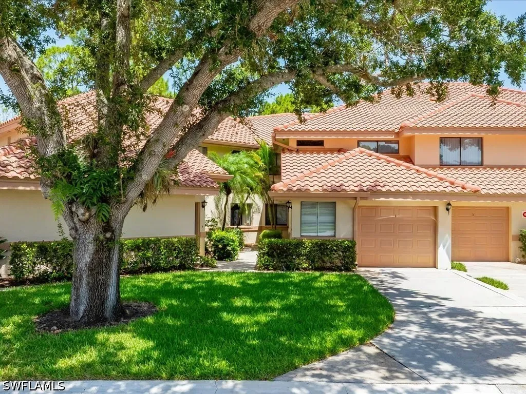 47 Bennington Drive Naples FL 34104