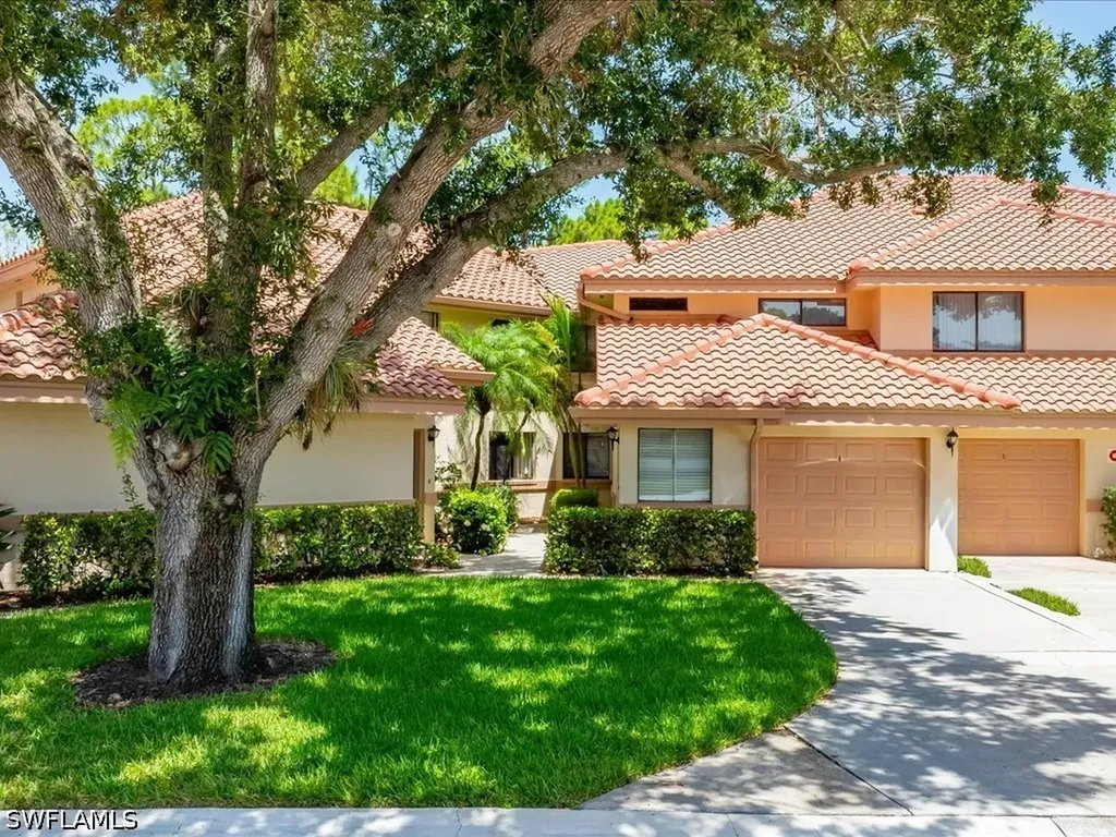 47 Bennington Drive Naples FL 34104