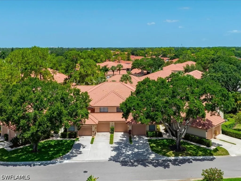47 Bennington Drive Naples FL 34104