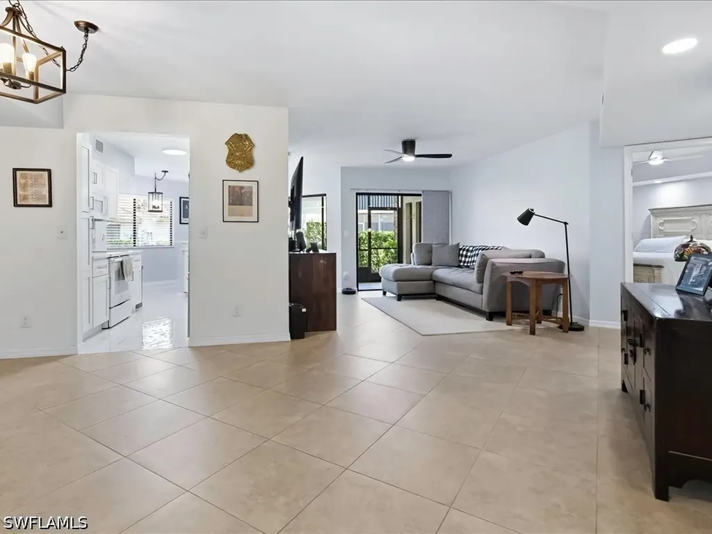 47 Bennington Drive Naples FL 34104