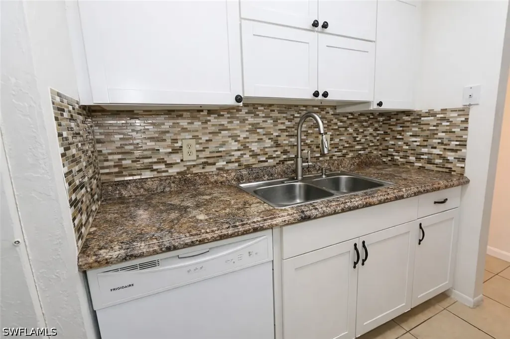 2828 Jackson Street Fort Myers FL 33901