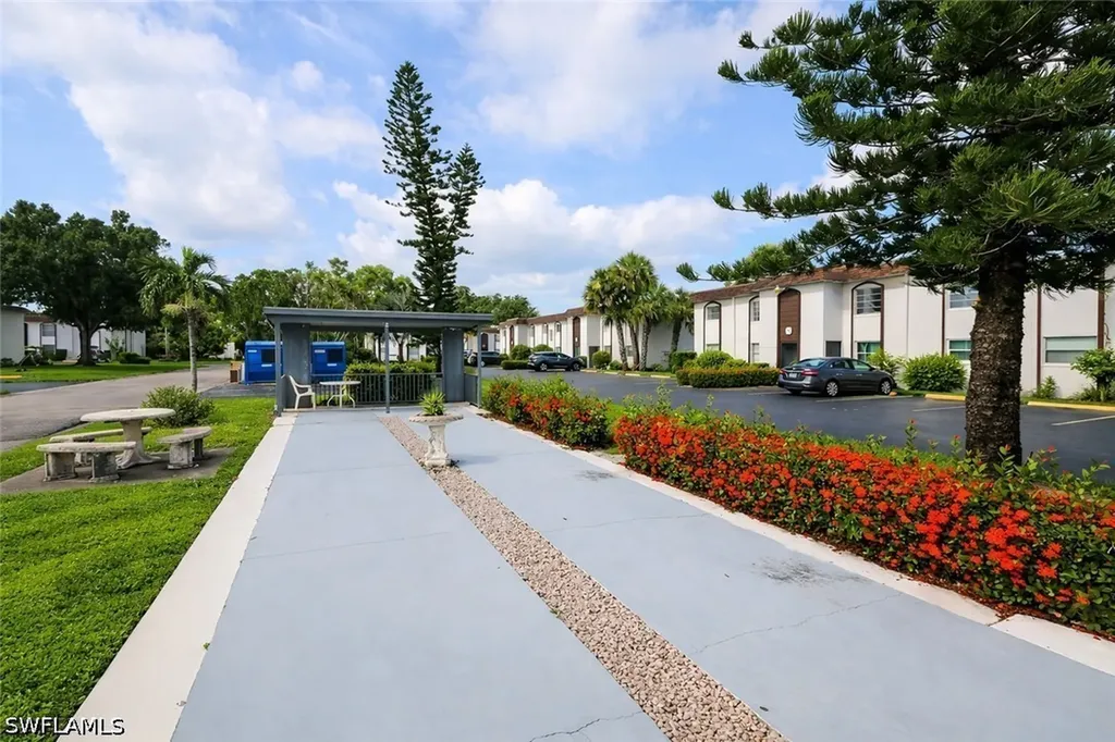 2828 Jackson Street Fort Myers FL 33901