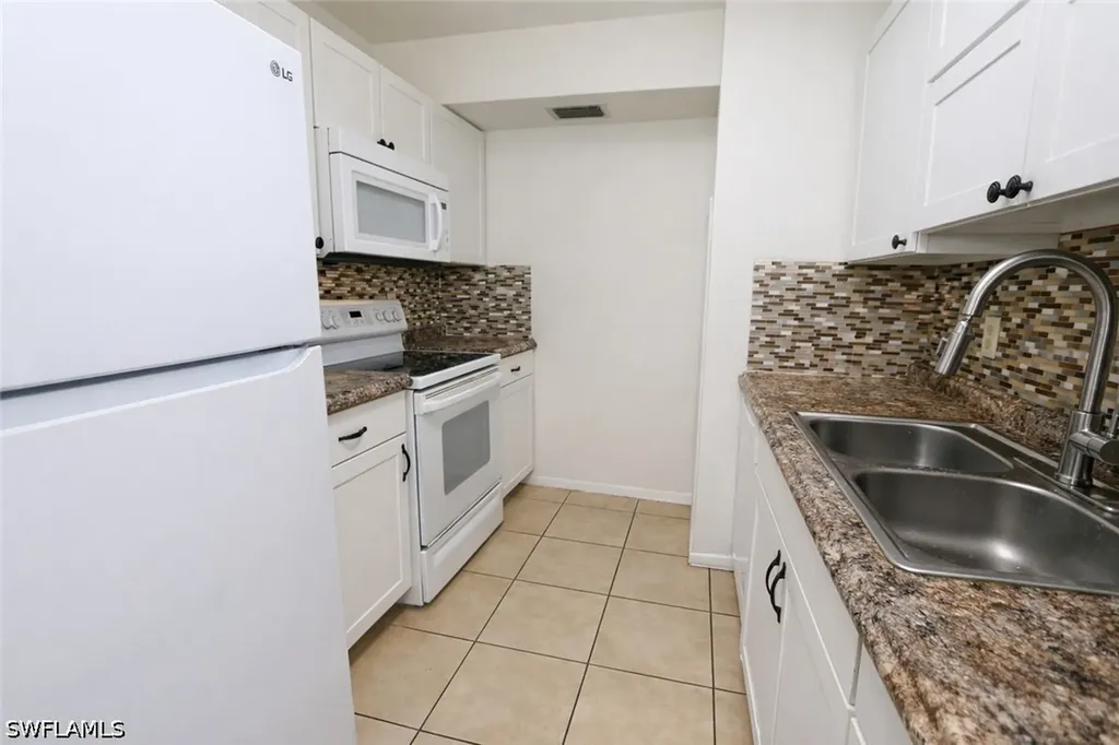 2828 Jackson Street Fort Myers FL 33901