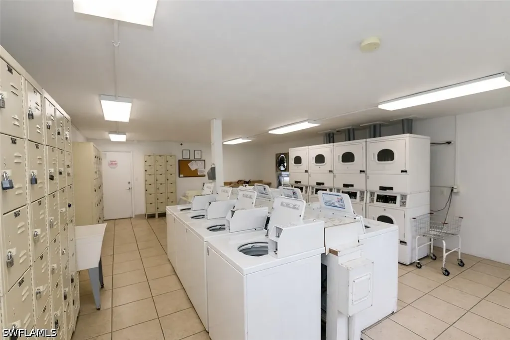 2828 Jackson Street Fort Myers FL 33901