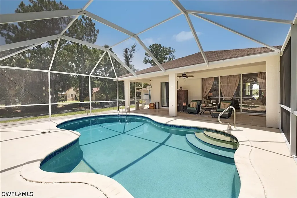 6761 Golden Gate Parkway Naples FL 34105