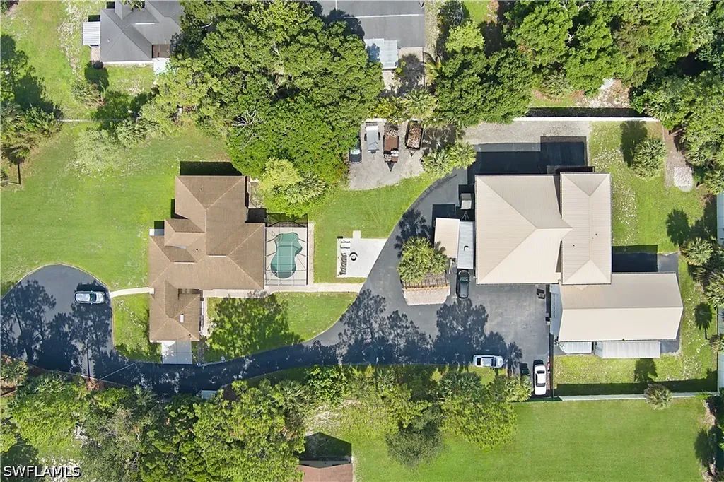 6761 Golden Gate Parkway Naples FL 34105