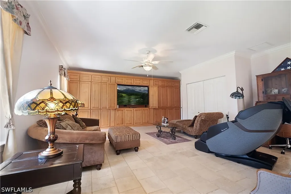 6761 Golden Gate Parkway Naples FL 34105