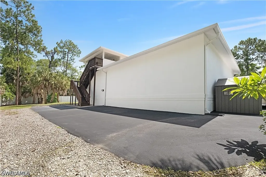 6761 Golden Gate Parkway Naples FL 34105