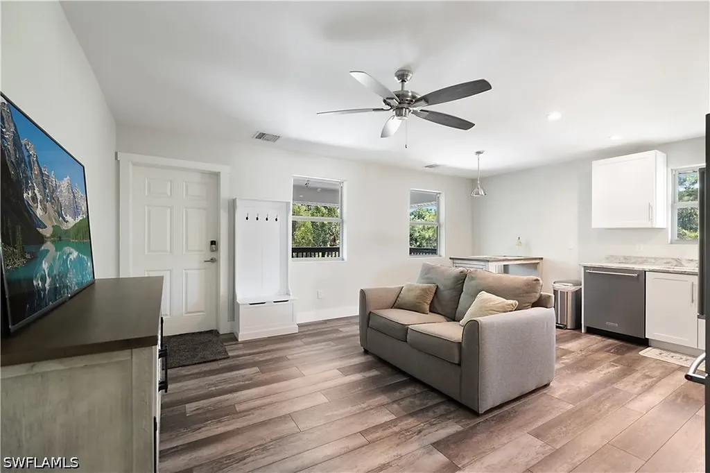 6761 Golden Gate Parkway Naples FL 34105