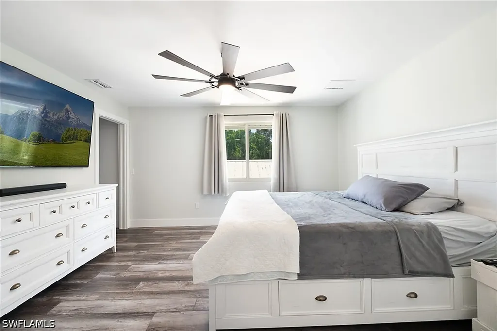 6761 Golden Gate Parkway Naples FL 34105