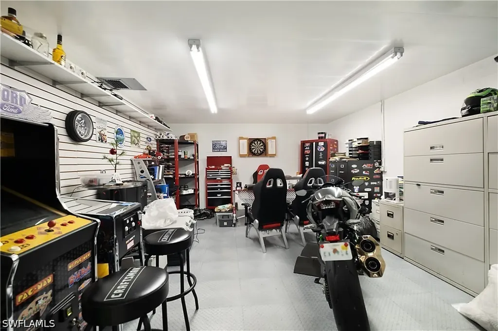 6761 Golden Gate Parkway Naples FL 34105