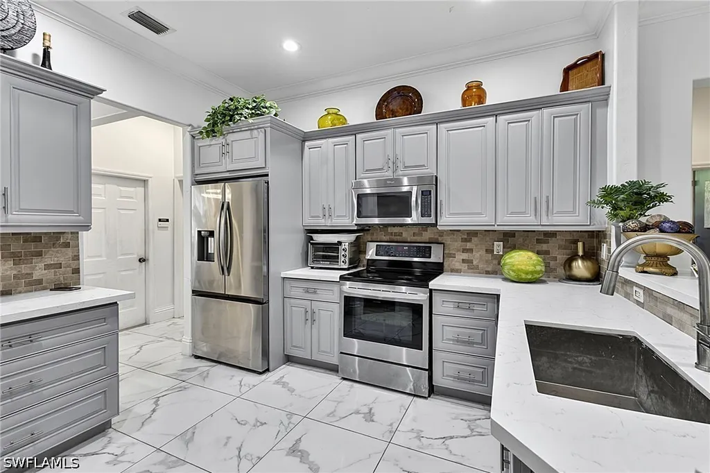 1030 21st Street SW Naples FL 34117