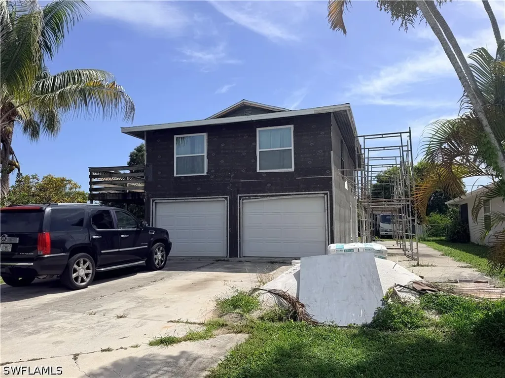 125 4th Street Naples FL 34113