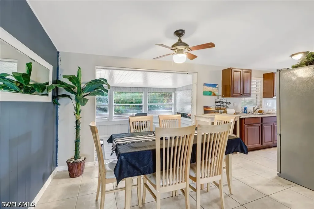 2140 Harbor Lane Naples FL 34104