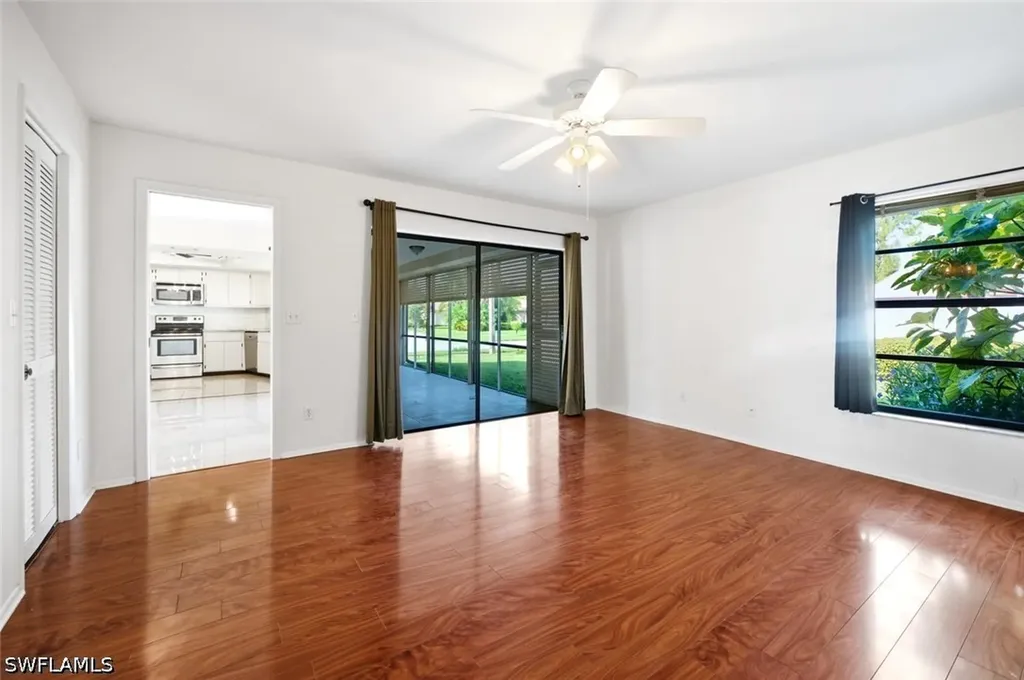 102 Round Key Circle Naples FL 34112