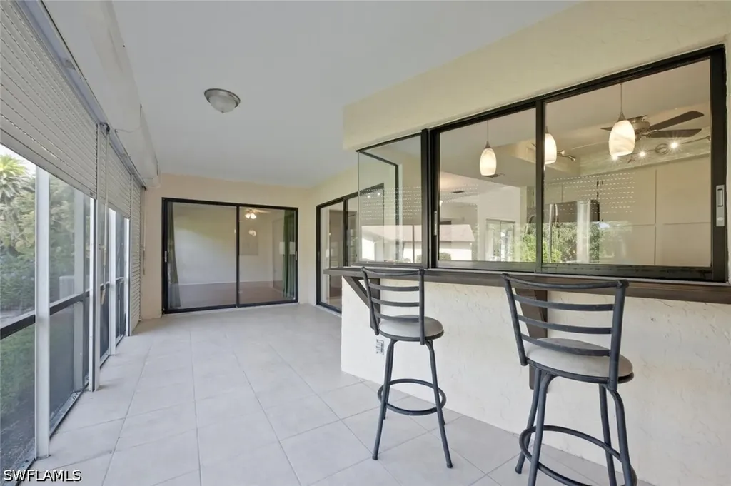102 Round Key Circle Naples FL 34112