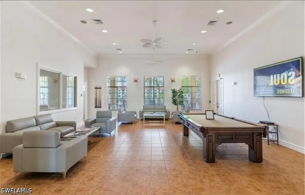 8274 Key Royal Circle Naples FL 34119