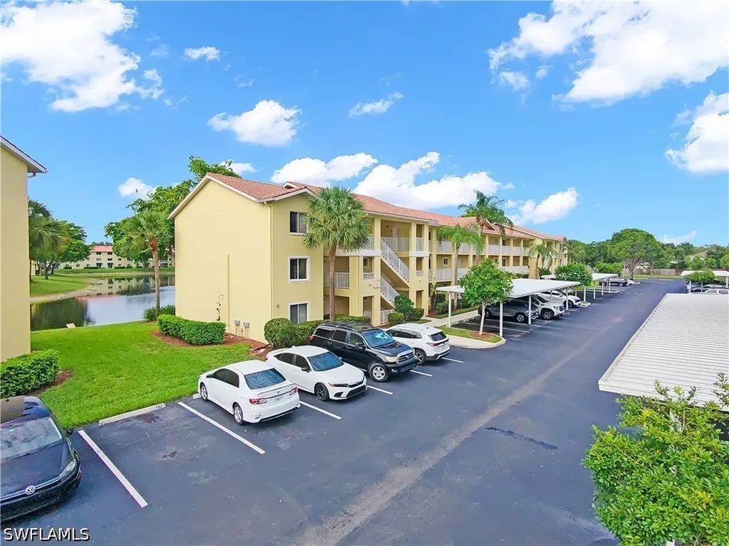 8274 Key Royal Circle Naples FL 34119