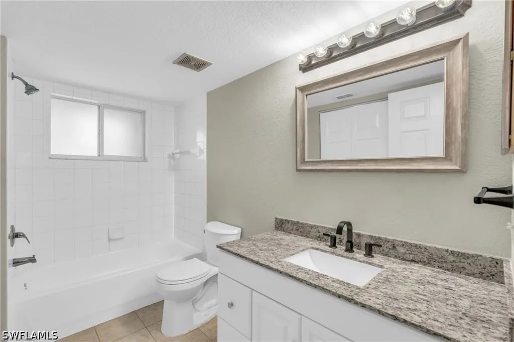8271 Key Royal Circle Naples FL 34119