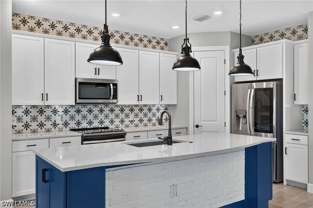 19241 Elston Way Estero FL 33928
