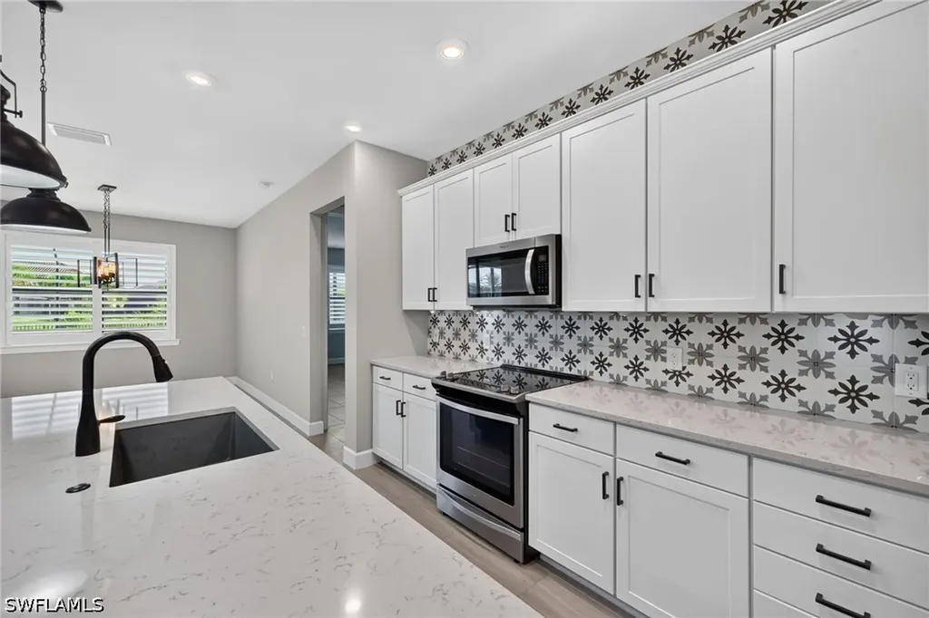 19241 Elston Way Estero FL 33928