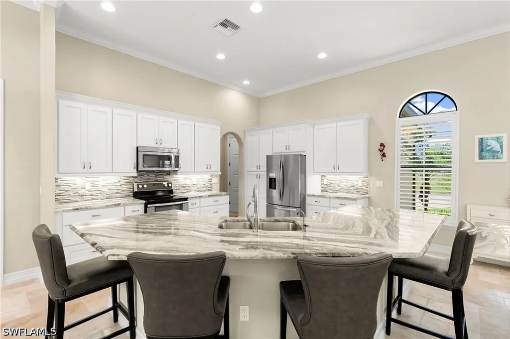 1450 Biscayne Way Marco Island FL 34145