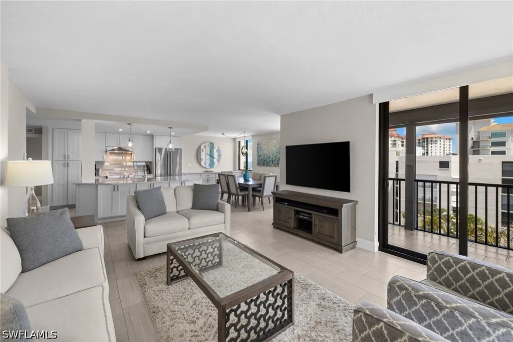 10482 Gulf Shore Drive Naples FL 34108