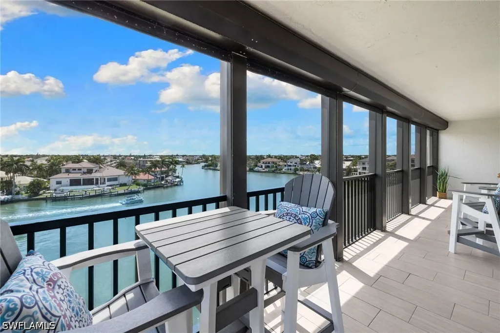 10482 Gulf Shore Drive Naples FL 34108