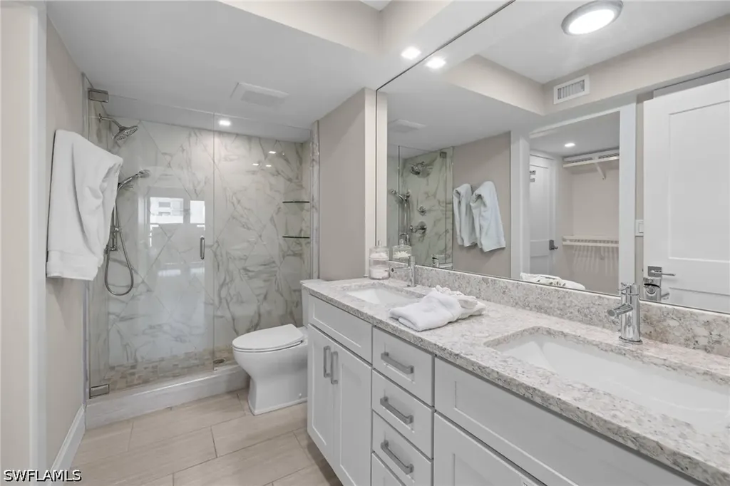 10482 Gulf Shore Drive Naples FL 34108