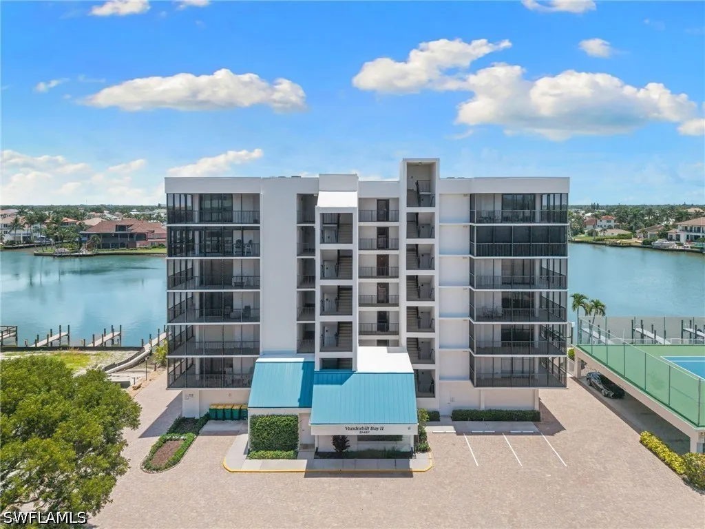 10482 Gulf Shore Drive Naples FL 34108