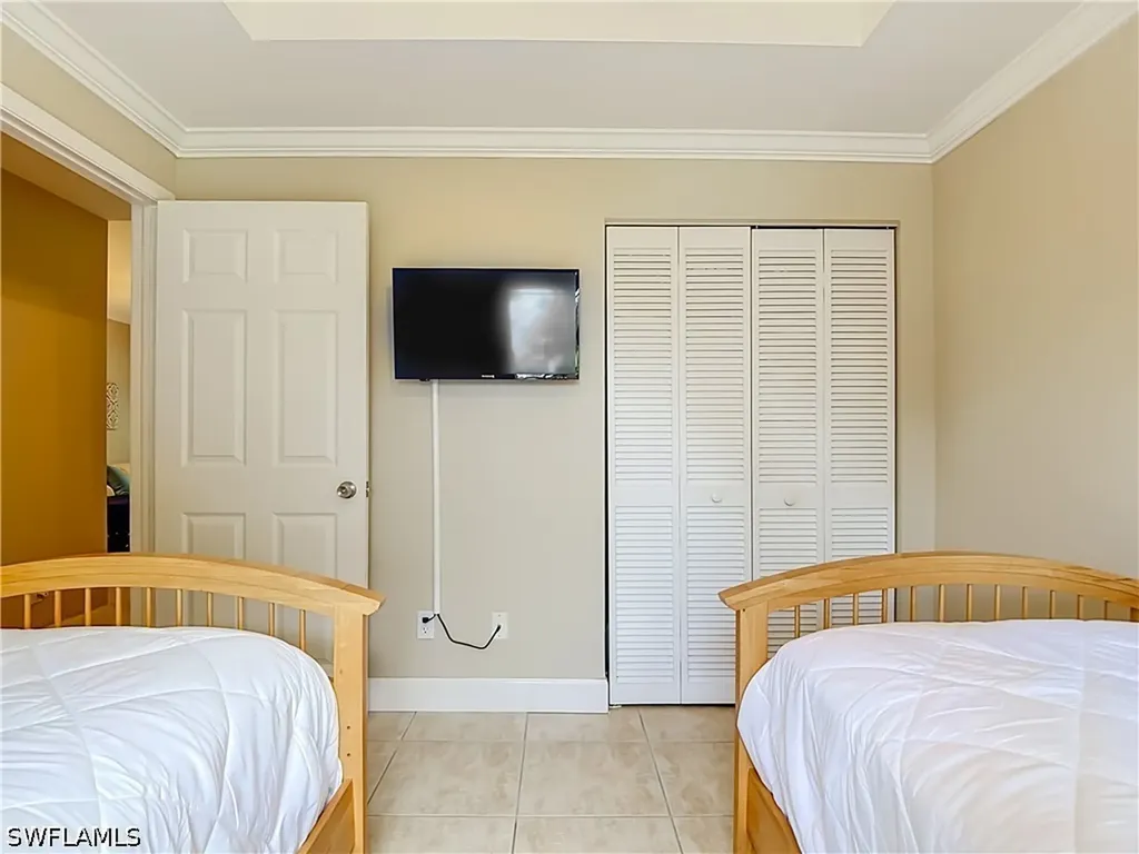 3323 Olympic Drive Naples FL 34105