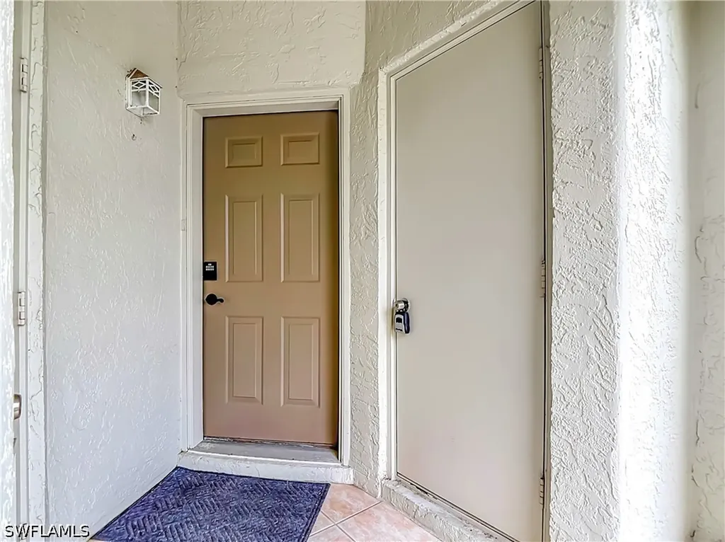 3323 Olympic Drive Naples FL 34105