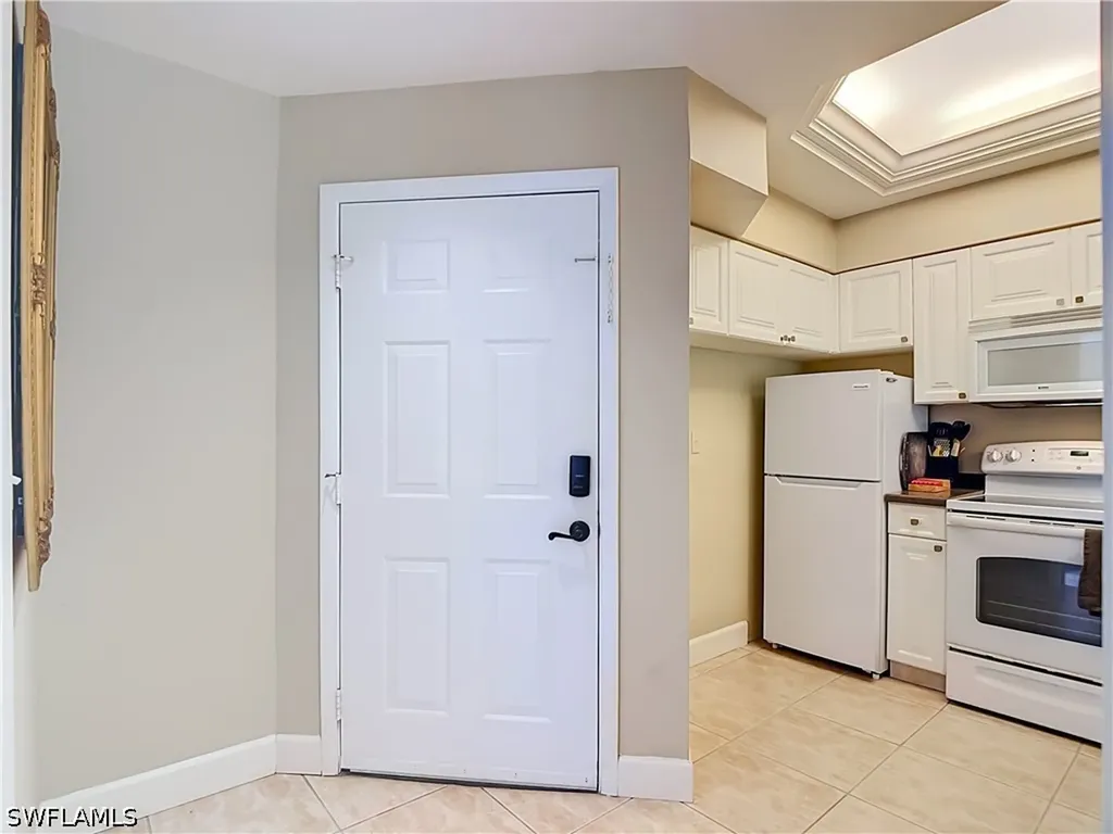 3323 Olympic Drive Naples FL 34105